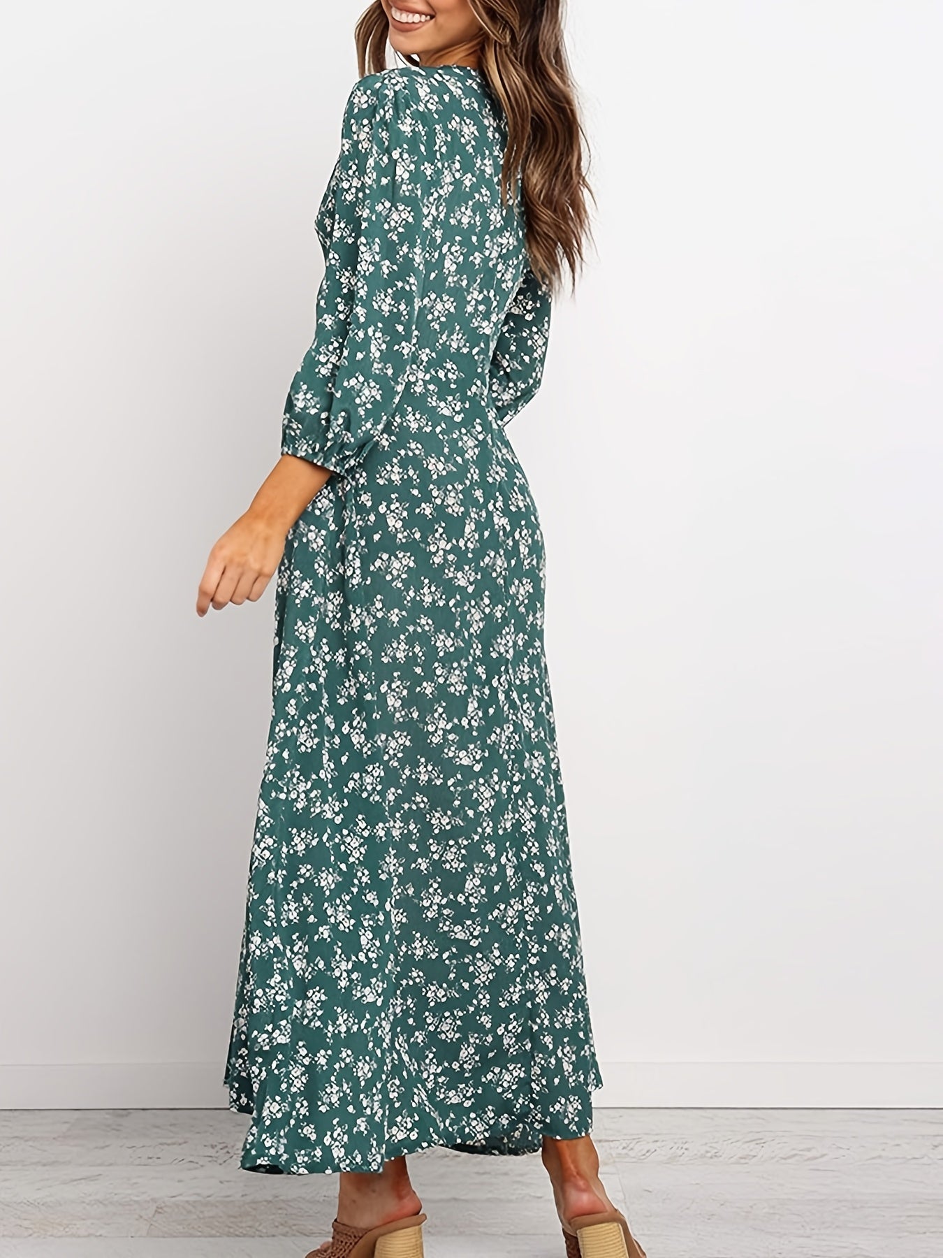 Vintage Ditsy Floral Lantern Long Sleeve Dress