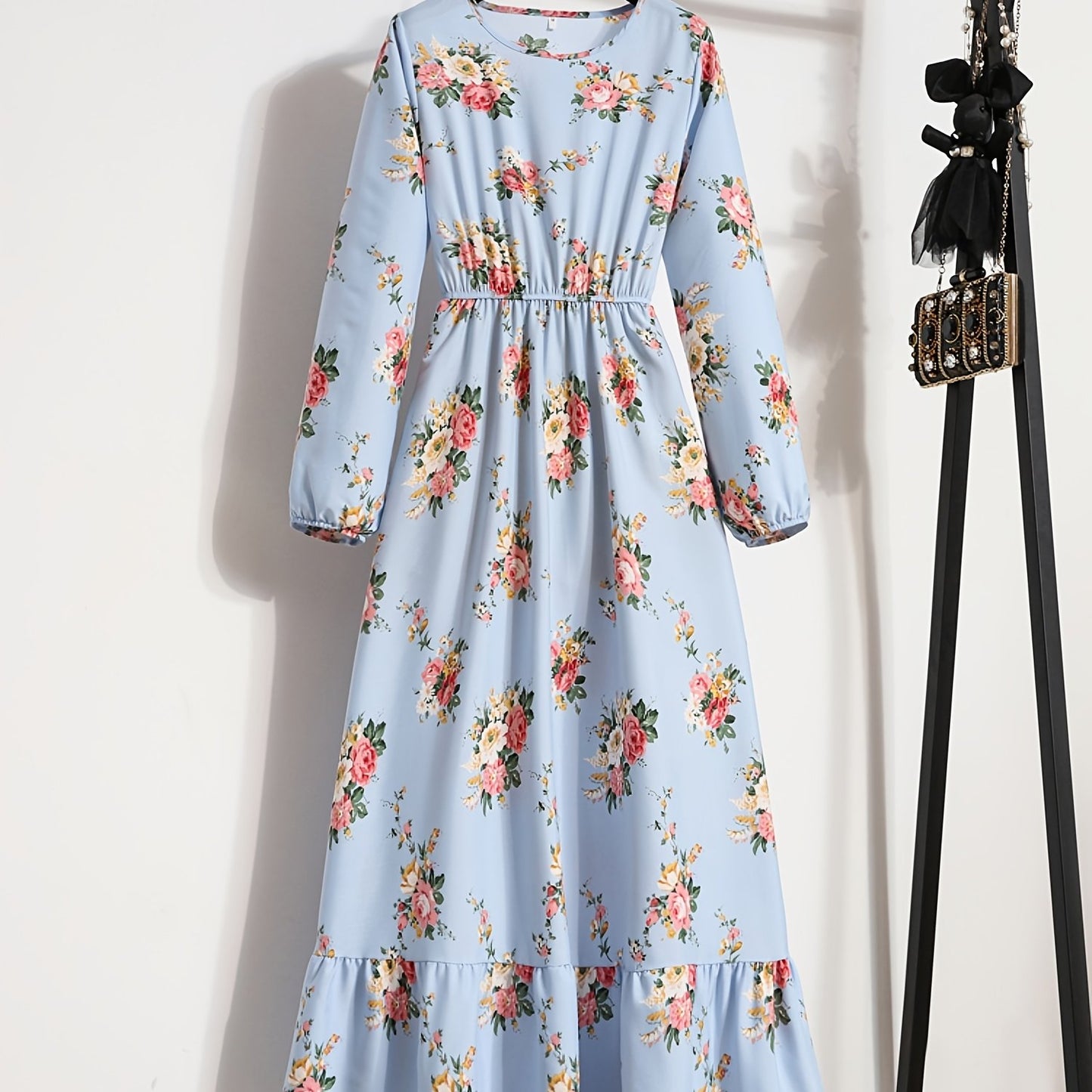 Elegant Summer High-Waist Floral Print Dress: Fashionable Ditsy Floral Maxi Dress for Women