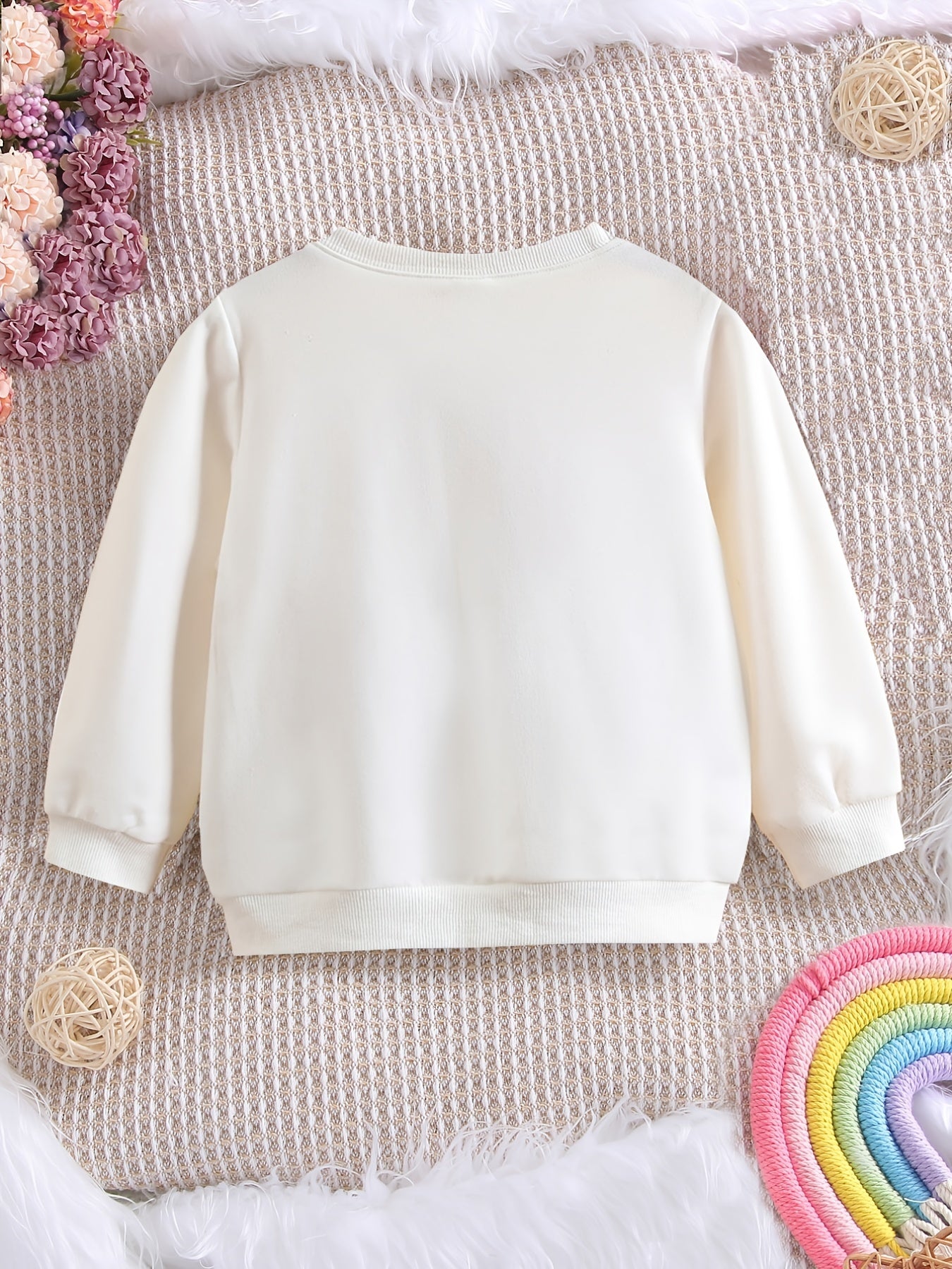 Girls Casual Cute Pullover Sweatshirt with Rainbow "Be Kind" Print