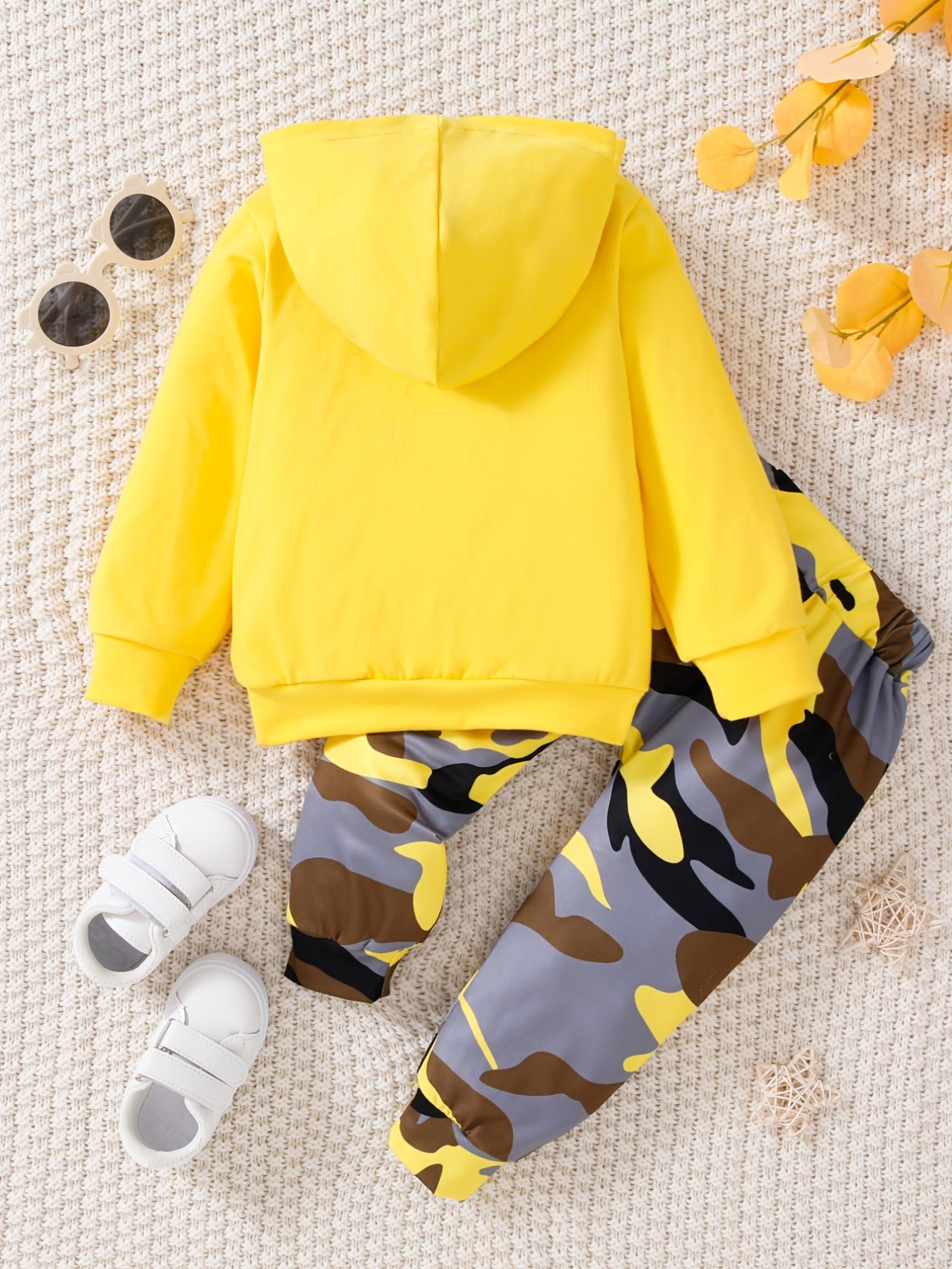 Hoodie Top & Camouflage Pants Set for Baby Girls